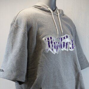 Toronto Raptors Throwback Style Short Sleeve Pullover Grey Hoodie Men's Size XL